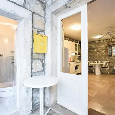 Dom wakacyjny Miletic *